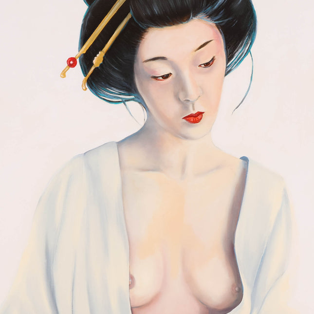 Vrouw in witte kimono